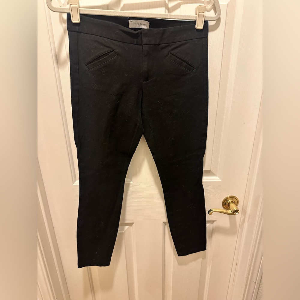 GAP Women's Black pants